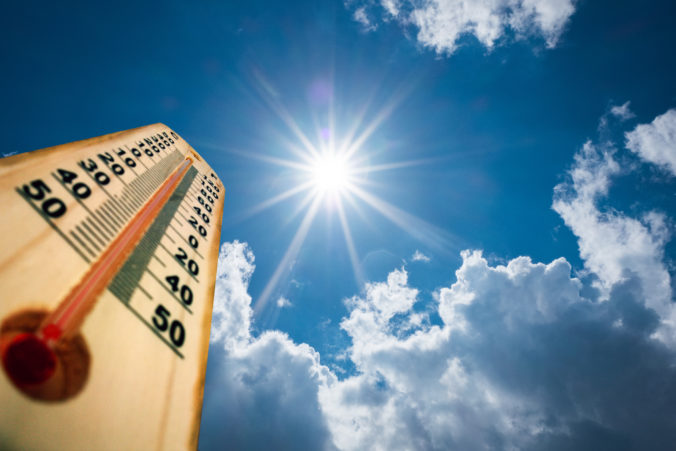 Meteorológovia varujú pred horúčavami, denná teplota sa vyšplhá k 36 stupňom Celzia