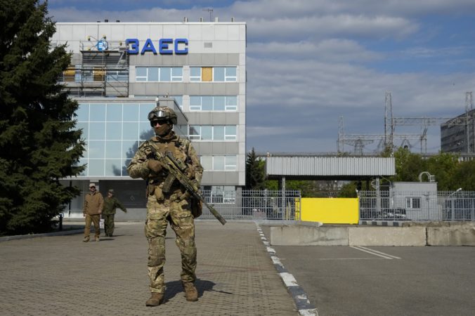 Rusko chce vyprovokovať k bojom v Zaporižžskej jadrovej elektrárni, predpokladá rozviedka