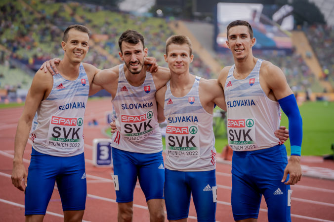 Slováci v štafete na 400 metrov nepostúpili do finále ME, najrýchlejšie však bežal Dömötör (video)