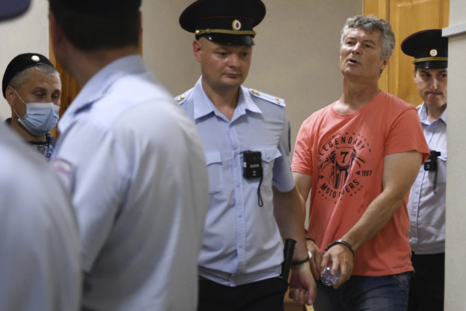 Jevgenija Rojzmana prepustili z väzby, prebehne vyšetrovanie a proces