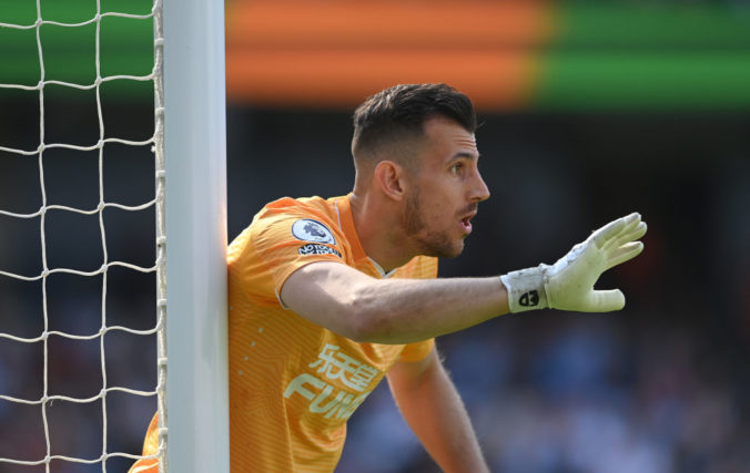 Dúbravka sa dohodol s klubom Manchester United. Slovák podľa novinára dúfa, že mu Newcastle umožní odísť