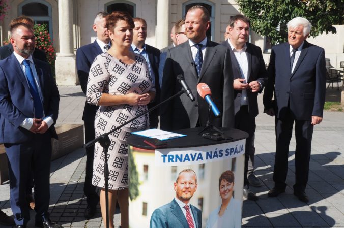 Bošnáková a Galbavý sa dohodli, že na post primátora Trnavy bude vo finále kandidovať len jeden z nich. Kto to bude?