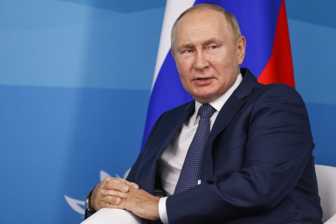 Zelenskyj a Trussová sa zhovárali aj o opatreniach na zastavenie financovania vojnovej mašinérie Putina
