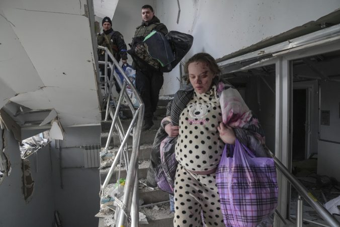 Na Ukrajine bolo doteraz zničených viac ako 100 zdravotníckych zariadení, niektoré už stihli obnoviť