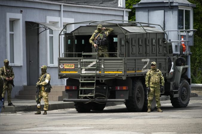 Rusko oznámilo stiahnutie jednotiek z Charkovskej oblasti na severovýchode Ukrajiny