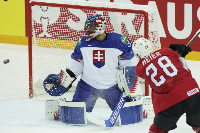 Hudáček sa vracia do KHL, Bakoš bude útočiť v drese švajčiarskeho tímu