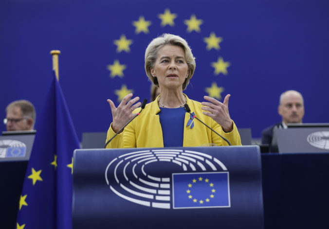 Von der Leyenová navštívi Kyjev a prejaví tým podporu zo strany EÚ, bude diskutovať aj so Zelenským