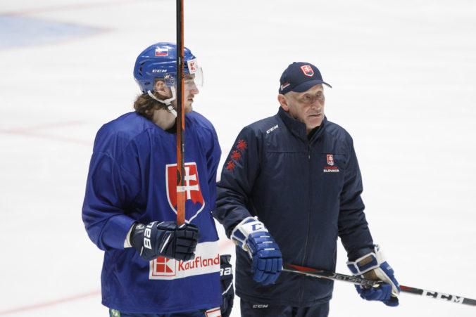 Pavol Regenda zabojuje v kempe Anaheimu Ducks o miesto v NHL. Všetko sú to rýchli a veľkí chlapi, vraví