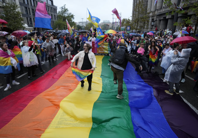 LGBTQ komunita usporiadala v Srbsku podujatie EuroPride, uskutočnilo sa napriek zákazu a vyhrážkam
