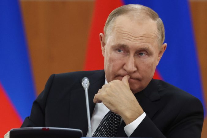 Podoľak: Vojna na Ukrajine nejde podľa ruského scenára a Putin musí robiť nepopulárne rozhodnutia