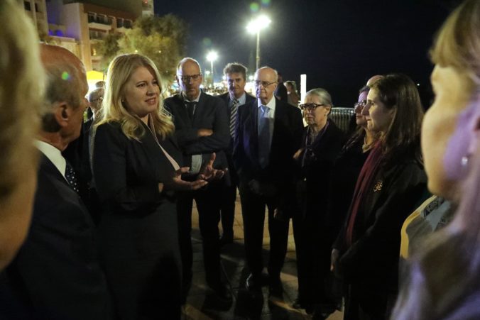 Prezidentka Čaputová si na Malte uctila pamiatku zavraždenej novinárky a odsúdila útoky politikov (foto)
