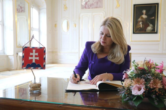 Prezidentka Čaputová podpísala zmluvu o pridružení Slovenska do Európskej vesmírnej agentúry