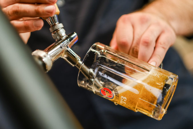 Poznáme víťazné prevádzky v čapovaní piva Zlatý Bažant´73. Nájdete ich v Novej Dubnici, v Košiciach a v Žiline