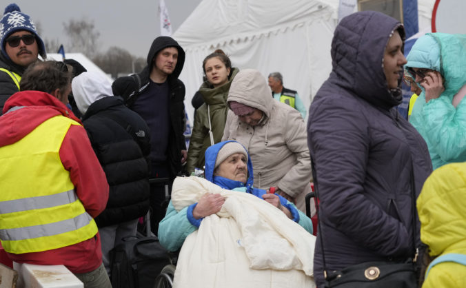 Ukrajincov čaká krutá zima, svoje domovy už pre nezmyselnú vojnu opustilo viac ako 14 miliónov ľudí