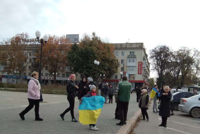 Ukrajina začína v Chersone stabilizačné opatrenia, vojna sa však ešte zďaleka neskončila