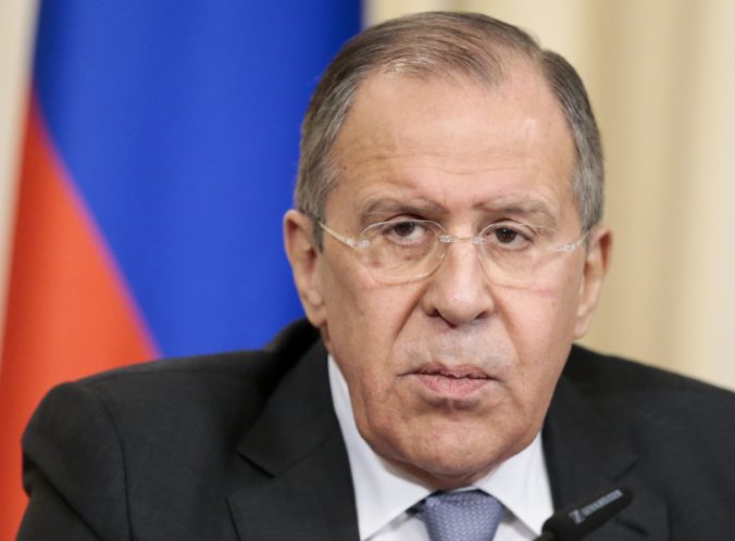 Ruského ministra Lavrova mali po prílete na summit G20 náhle hospitalizovať