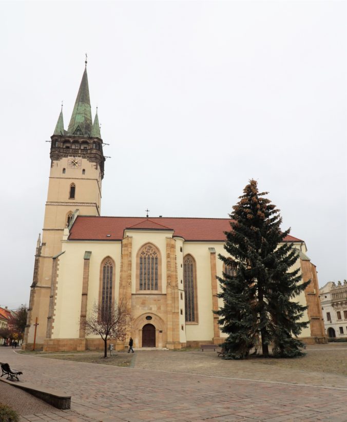 Vianočnú výzdobu v Prešove budú v rámci šetriacich opatrení na noc vypínať