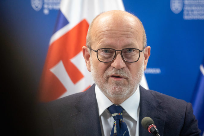 Ľudské práva nie sú samozrejmosťou a boj o ich ochranu je generačná úloha, pripomenul šéf slovenskej diplomacie Káčer