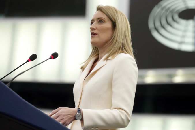 Šéfka europarlamentu pozastavila funkciu podpredsedníčke Eve Kailiovej, je vyšetrovaná z ovplyvňovania činnosti