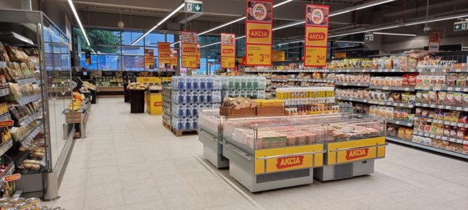 Potraviny za 285 tisíc eur a 4,6 tony tovaru pre ľudí v núdzi. Sieť supermarketov bilancuje tento rok