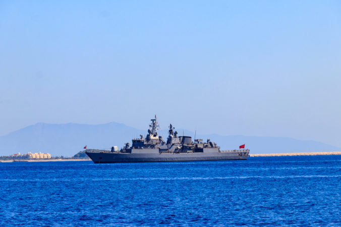 Rusko vyslalo do Atlantického oceána loď vyzbrojenú hypersonickými strelami Zirkón