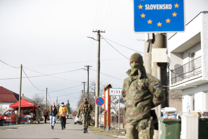 Situácia na hraniciach s Ukrajinou si nevyžaduje aktiváciu ďalšej fázy, Slovensko sa aktuálne nachádza vo fáze nula