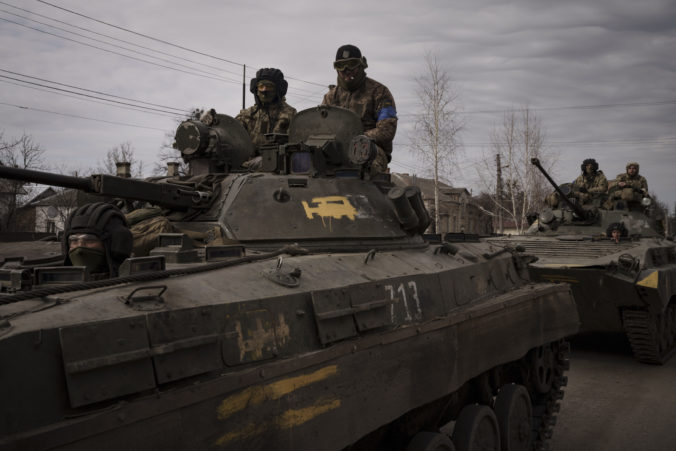 Poľskí lídri diskutujú o možnosti dodania tankov Ukrajine, Varšava však do toho sama nepôjde