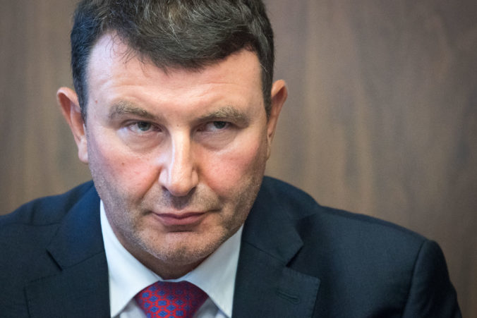 Výsluch bývalého viceprezidenta finančnej správy Čecha v kauze Mýtnik sa neuskutočnil, vypovedať bude v marci