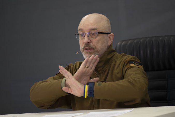 Vstupujeme do nového obdobia, s novou úlohou – vyhrať, skonštatoval ukrajinský minister obrany