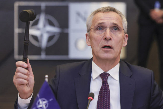 Členstvo Fínska a Švédska v NATO je hlavnou prioritou aliancie, Stoltenberg vyzval posledné dve krajiny na potvrdenie