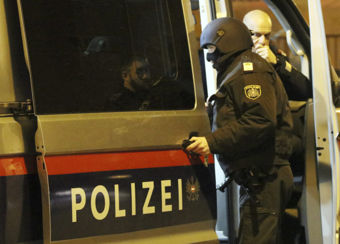 Vo Viedni hrozia teroristické útoky, upozorňuje polícia