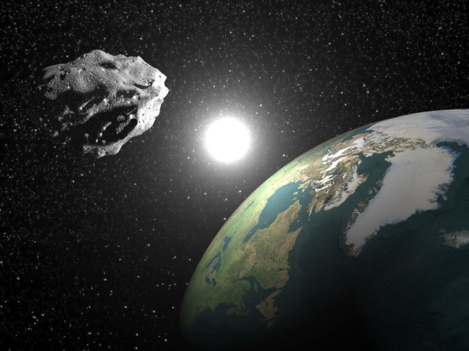 Okolo Zeme preletí asteroid schopný zničiť mesto, bude bližšie než Mesiac (video+foto)