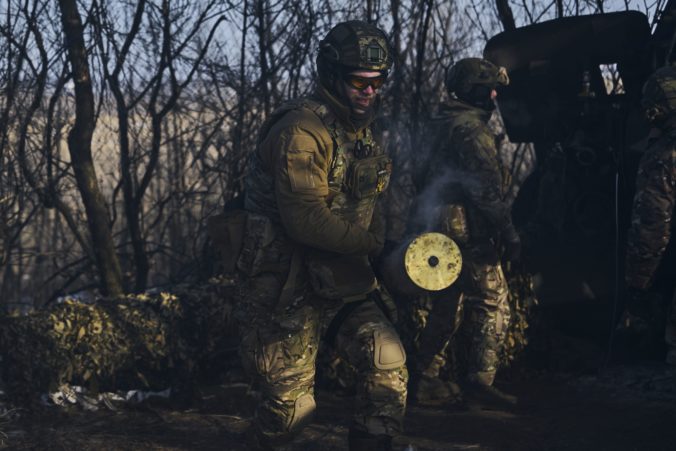 V Bachmute pokračujú ťažké boje, Rusko vraj podniklo „neúspešné útoky“