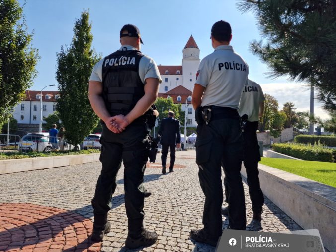 Polícia v Bratislave pripravuje bezpečnostné opatrenia v súvislosti s verejnými zhromaždeniami
