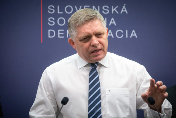 Úradnícka vláda podľa Fica len prehĺbi chaos a situácia bude eskalovať, prezidentke adresoval výzvu Úradnícka vláda podľa Fica len prehĺbi chaos a situácia bude eskalovať, prezidentke adresoval výzvu