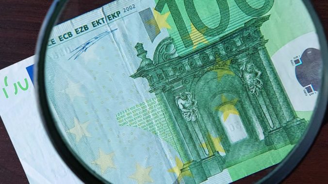 Štát vypláca 100 eur. Ako o príspevok požiadať?