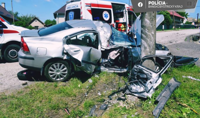 Pri dopravnej nehode v obci Zacharovce prišiel o život 64-ročný vodič, pravdepodobnou príčinou bola rýchla jazda