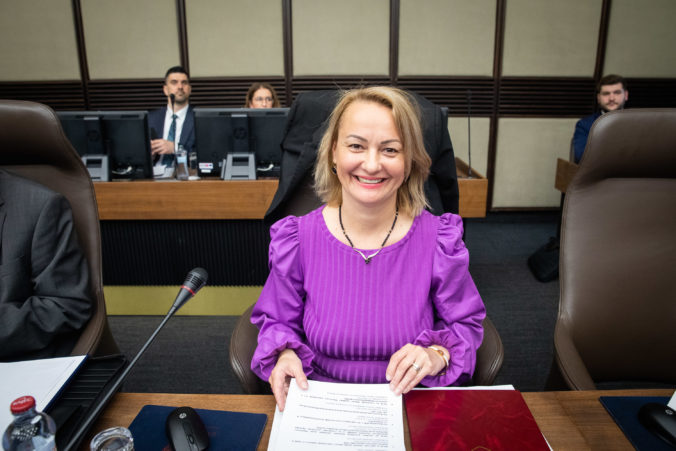 Gaborčáková odmietla tvrdenie, že ministerstvo podporilo účelovo jedinú nadáciu z celého mimovládneho sektora Gaborčáková odmietla tvrdenie, že ministerstvo podporilo účelovo jedinú nadáciu z celého mimovládneho sektora