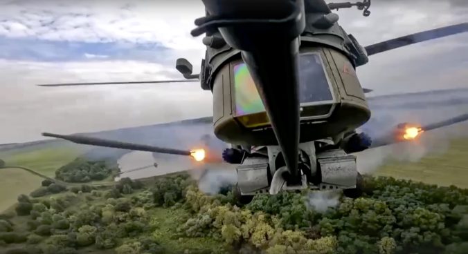 Rusko posilňuje svoje sily útočnými vrtuľníkmi a získalo dočasnú výhodu na juhu Ukrajiny