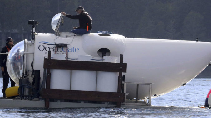 Pátranie po zmiznutej ponorke vstupuje do kritickej fázy, pasažierom zostávajú posledné hodiny kyslíka (foto)