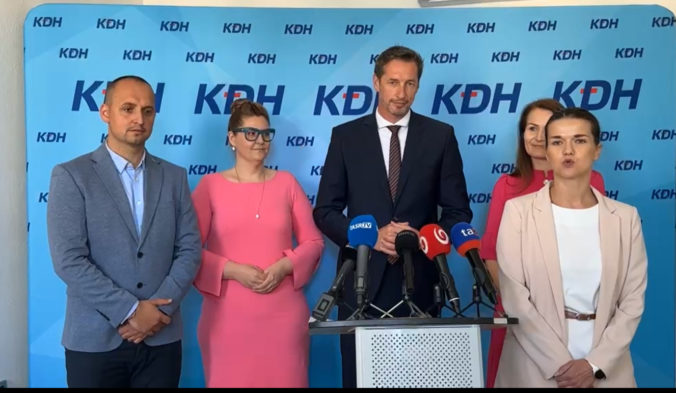 KDH predstavilo svoj volebný program, má päť základných priorít (video)
