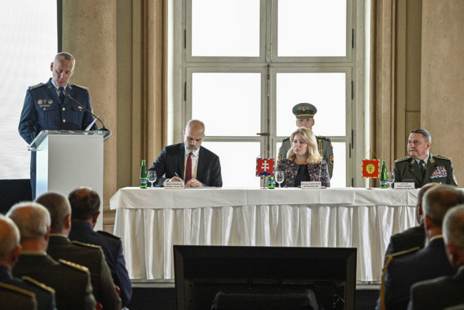 Dve percentá HDP na obranu je minimom pre našu bezpečnosť, uviedla prezidentka Čaputová (foto)