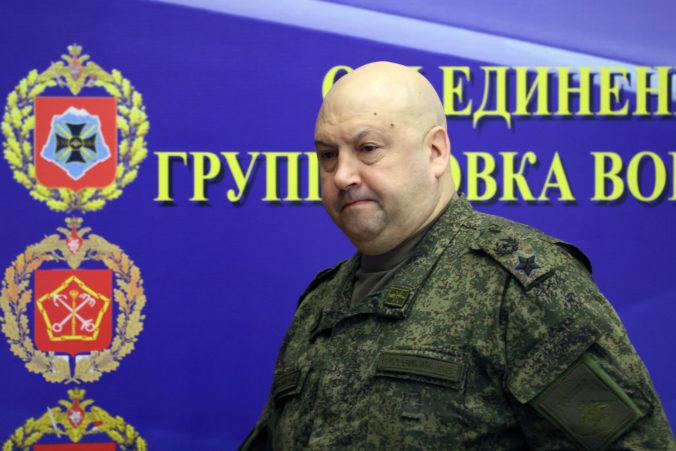 Generála Surovikina údajne nezatkli, Šojgu ho obviňuje z velezrady