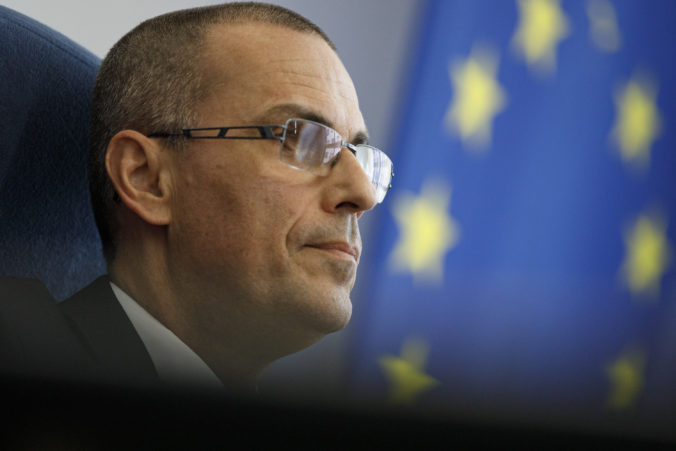 Európska komisia odporúča Slovensku obmedziť právomoci generálneho prokurátora, jeho rozhodnutia vzbudzujú obavy