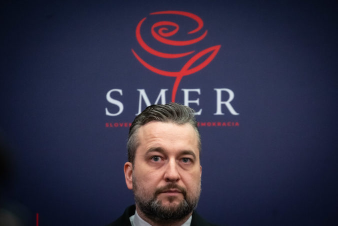 Politické strany už minuli na kampaň viac ako päť miliónov eur, najviac utratil Smer-SD a progresívci