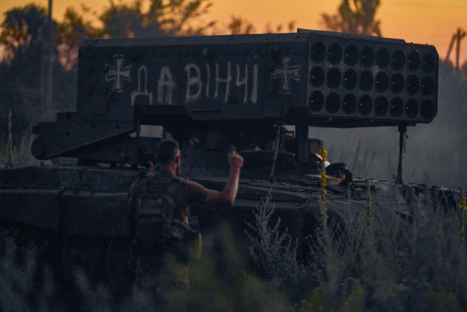 Ukrajinci odrazili viaceré útoky, Rusi prišli o ďalšie stovky vojakov