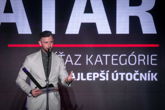 Tatar berie ocenenie Hokejista roka ako bonus za vydarenú sezónu a je rád, že sa dostal medzi ďalšie zvučné mená