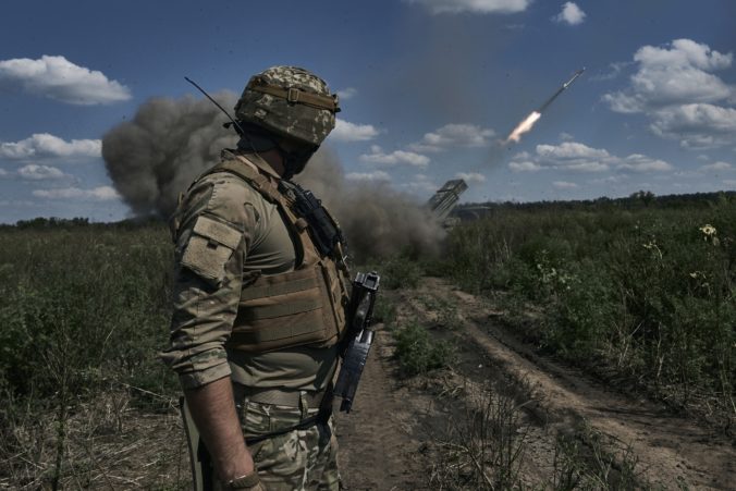 Ukrajinci pokročili v oblasti obce Urožajne, vraj im „pomohli“ opití ruskí vojaci