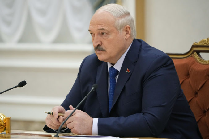Lukašenko považuje vyhostenie wagnerovcov za hlúpe, okolité krajiny varujú pred zatvoreným hraníc