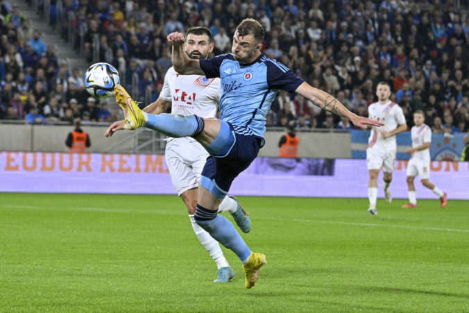 Slovan má pred sebou v Európskej konferenčnej lige dôležitú skúšku, Čavrič verí v úspech